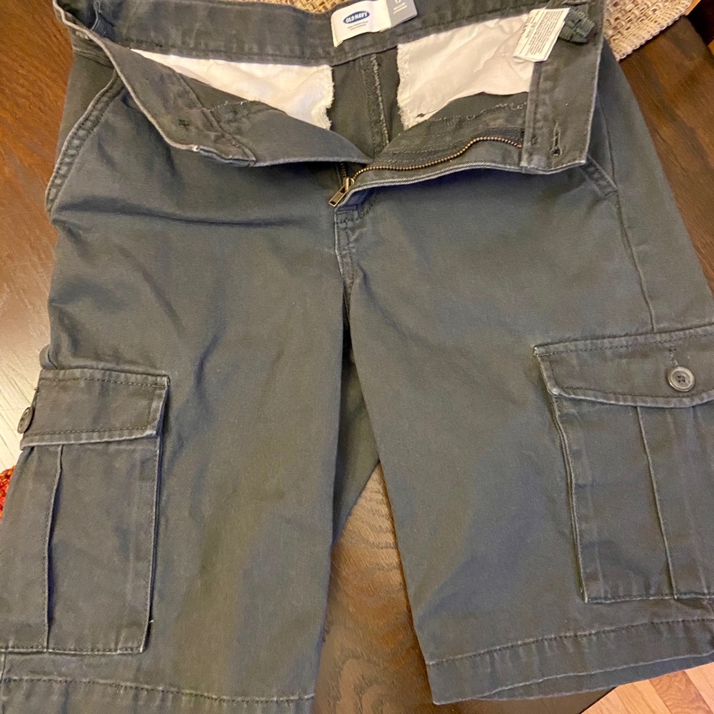 Boys size 12 cargo shorts